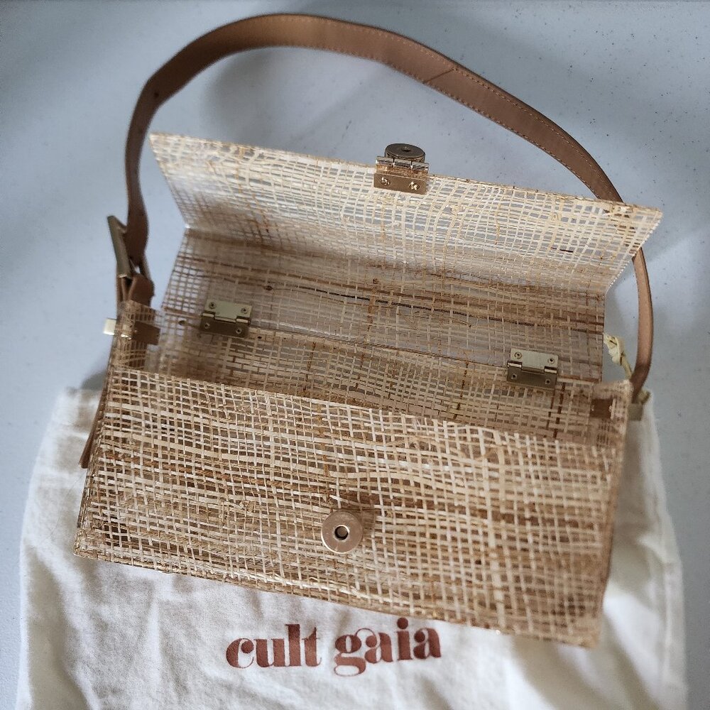 Cult Gaia Acrylic Shoulder Bag "LIKE NEW" - Picture 10 of 16
